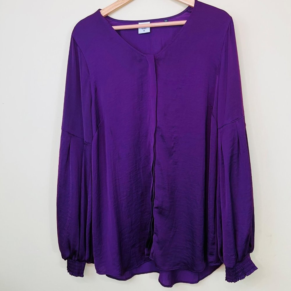 Cabi Beguile Blouse Women's XL Purple Button Down Long Sleeve Satin Wrist Accent